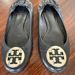 TORY BURCH BLACK AND SILVER WOMENS BALLET SLIPPERS FLATS LEATHER SIZE 6